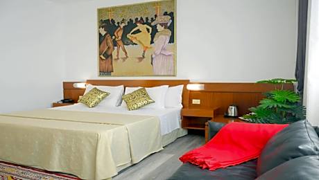 Superior Deluxe Double or Twin Room