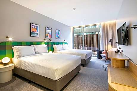 Classic Family King Room