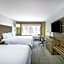 Holiday Inn Express and Suites Gilbert - East Mesa By IHG