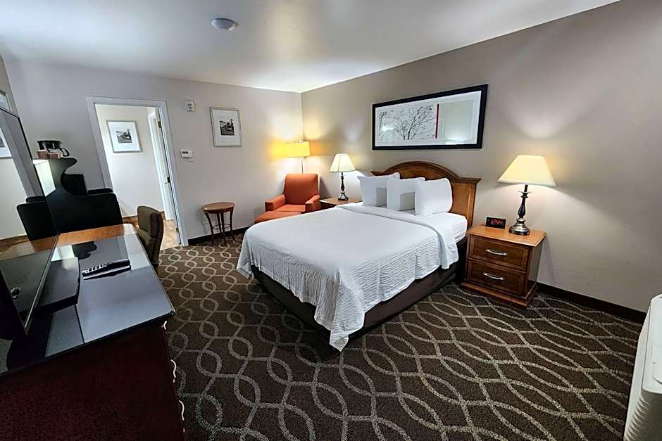 Ramada Bayside Inn & Suites Eureka