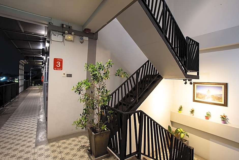 Le Neuf Nakorn Lampang