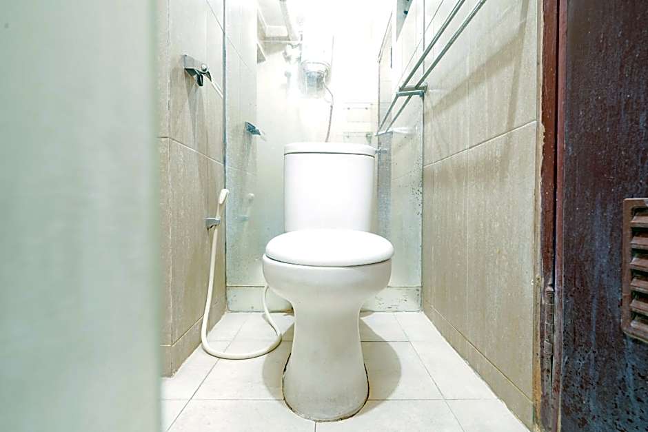 OYO 93545 Gateway Cicadas Apartment By Barbie Homestay