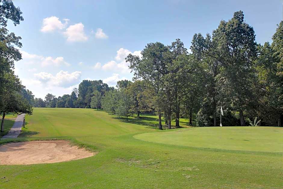 Super 8 by Wyndham Mountain Home