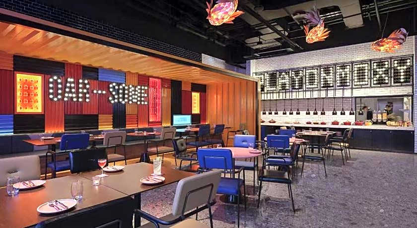 Moxy Ningbo Old Bund