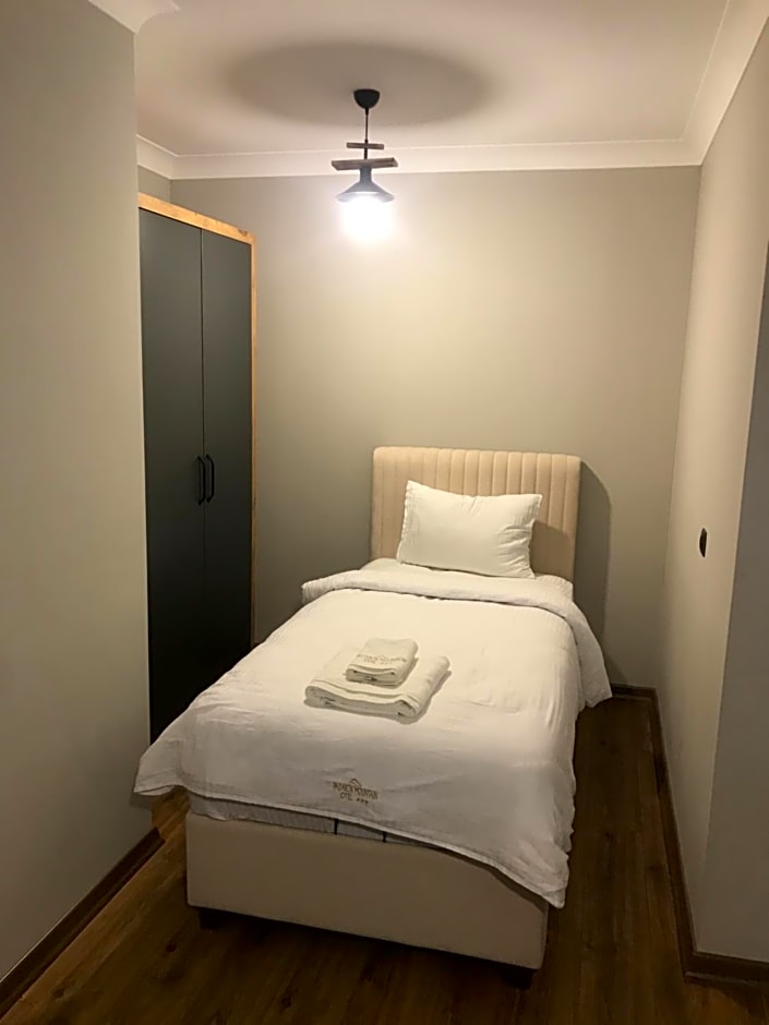 PAZARCIK MOUNTAIN HOTEL