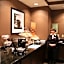 Hampton Inn By Hilton And Suites Detroit/Airport-Romulus