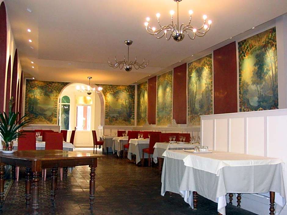 Hôtel Au Pavillon du Frêne