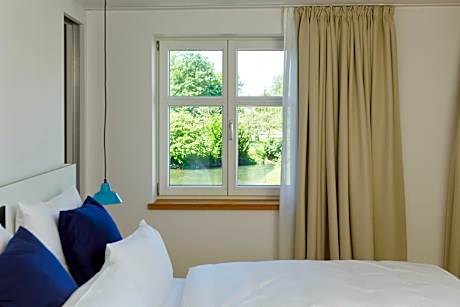 One-Bedroom Apartment "Hoeri" direction yard