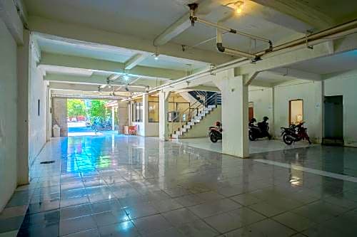 Urbanview Hotel Sayang Makassar