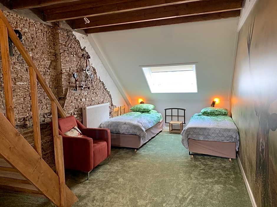 Logement Meijnerswijk, Free Parking, Electric Parking, Kitchen,Living room, Free Coffee machine Geen jongeren onder 25 jr