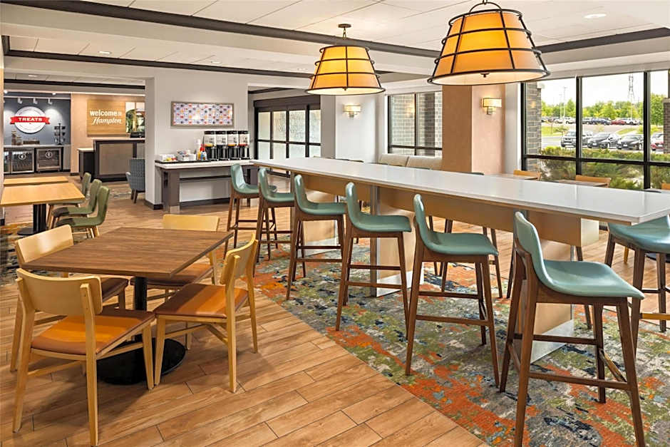 Hampton Inn By Hilton Minneapolis/Roseville, MN