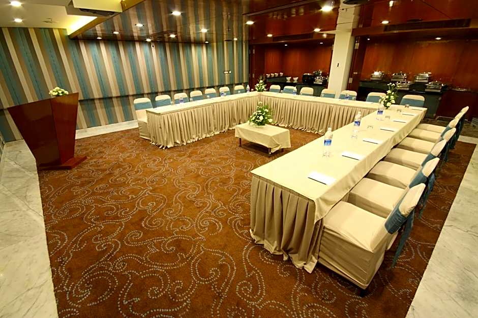 The Elanza Hotel
