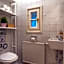SISHAUS - Private Room Rental