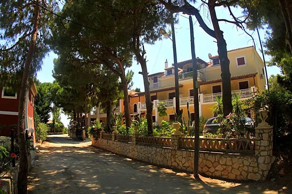 Pyrgaraki Studios and Apartments