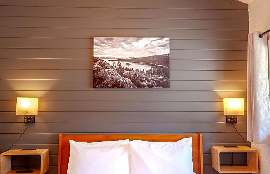 Tahoe Mountain Inn