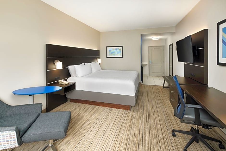 Holiday Inn Express Hotel & Suites Valdosta Southeast