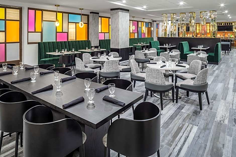 DoubleTree by Hilton Sarasota Bradenton Airport