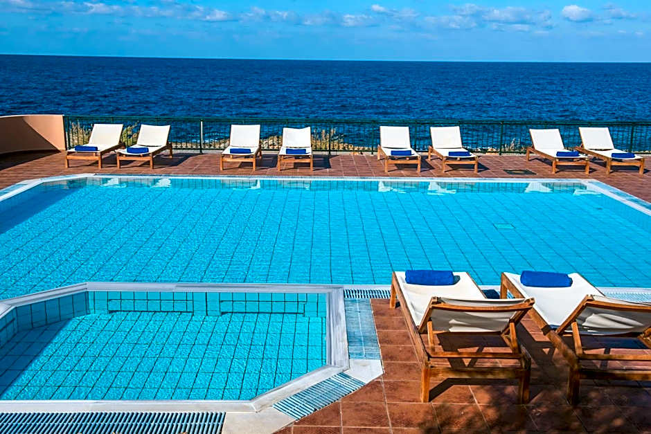 Mila Sissi Bay Hotel