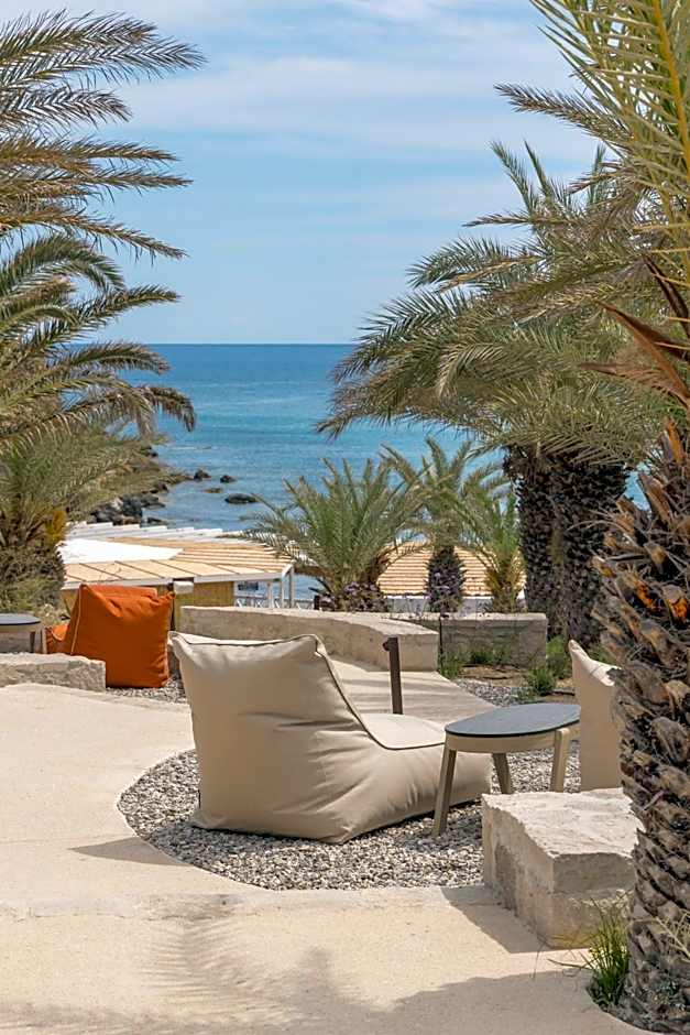 Golden Milos Beach Ηouse by Domotel