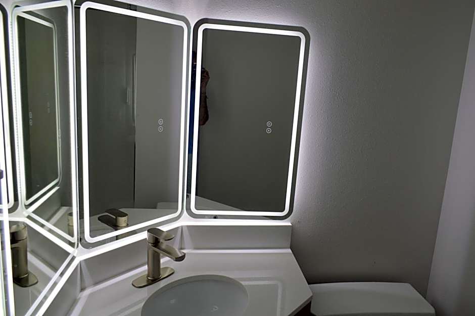 Comfort Inn & Suites Harrisburg-Hershey North