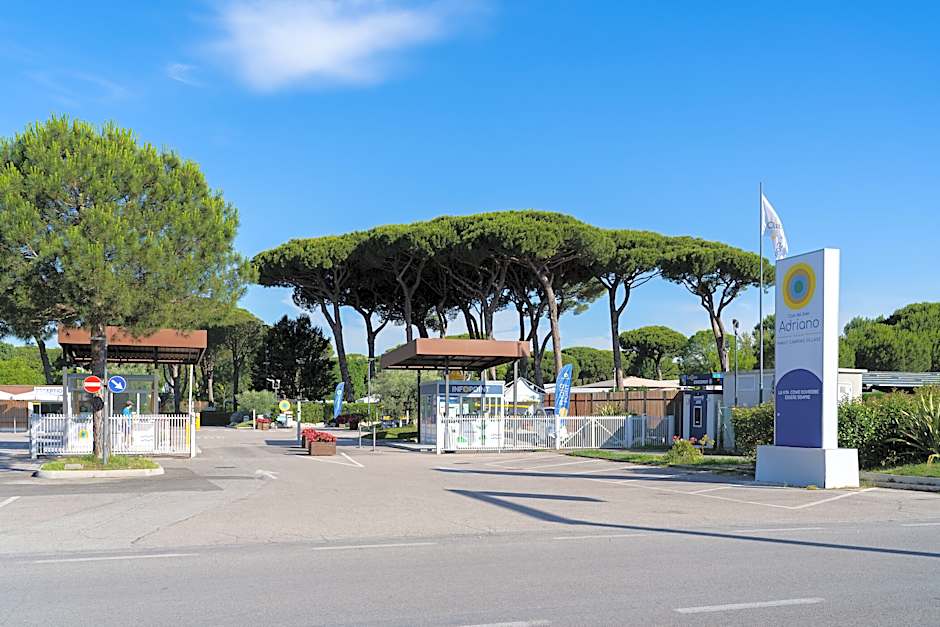 Club del Sole Adriano Family Collection