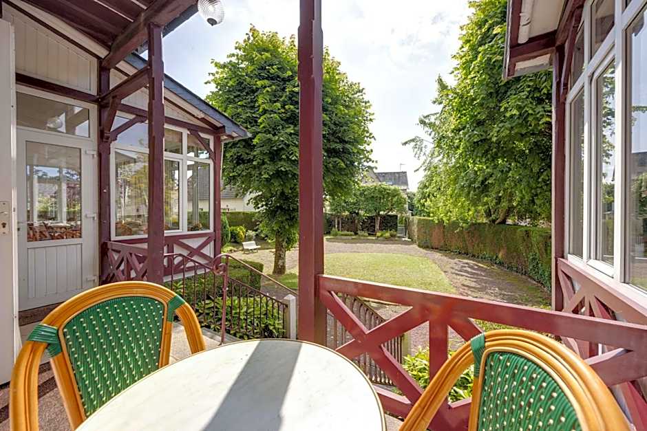 Brit Hotel Confort Bagnoles Normandie