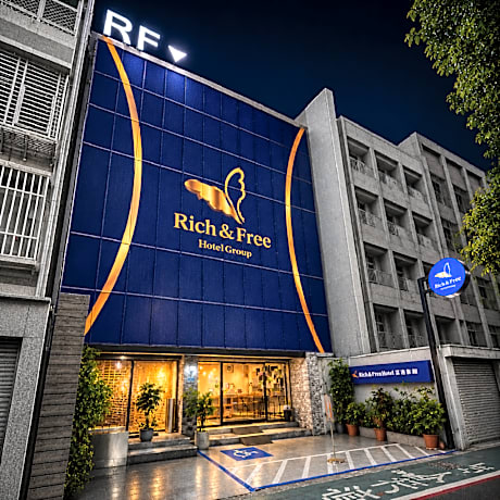 Rich & Free Hotel - Zhongshan