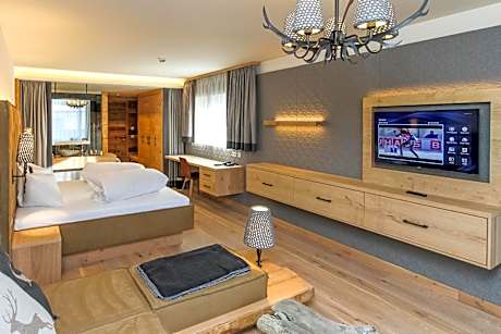 Junior Suite with Balcony