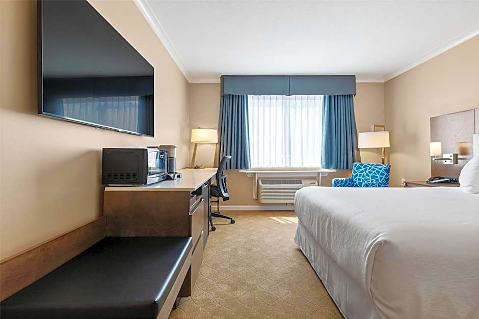 Best Western Plus Columbia River Hotel
