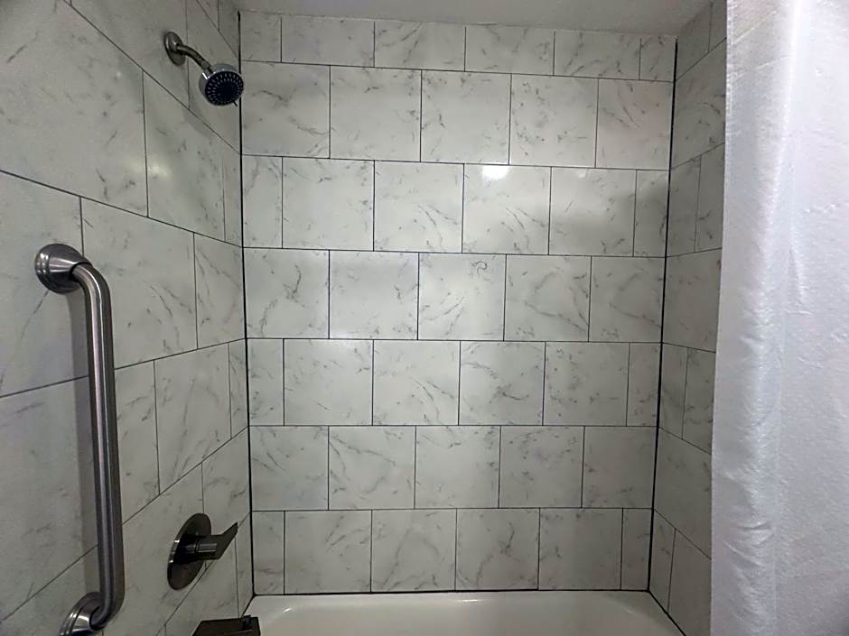 Wingate by Wyndham Kings Bay Naval Base / I-95