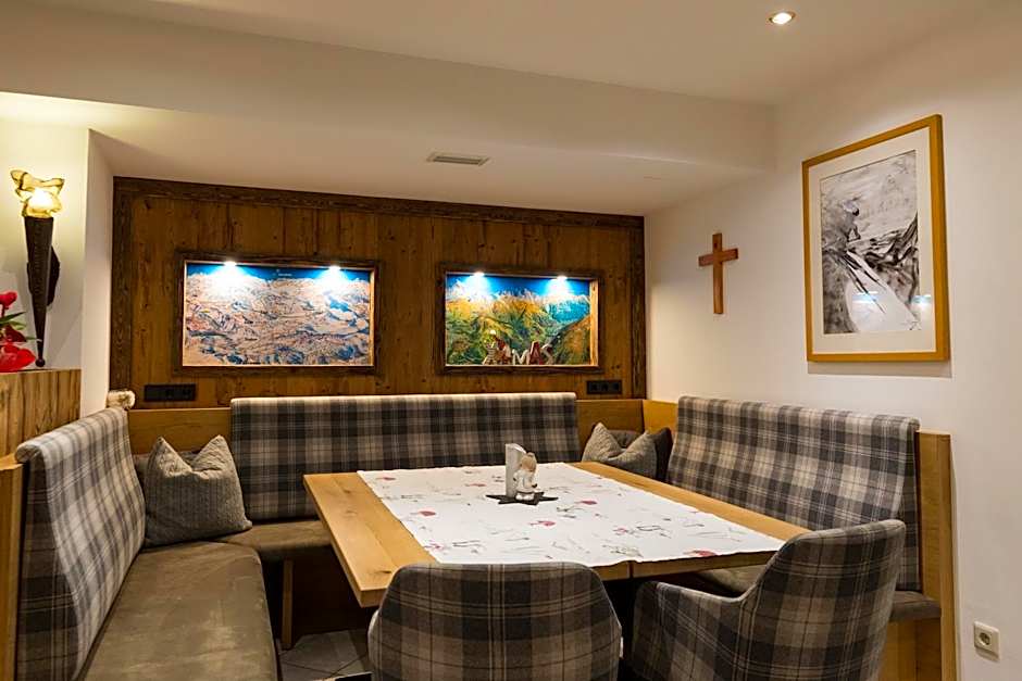 Arlen Lodge Hotel-Garni