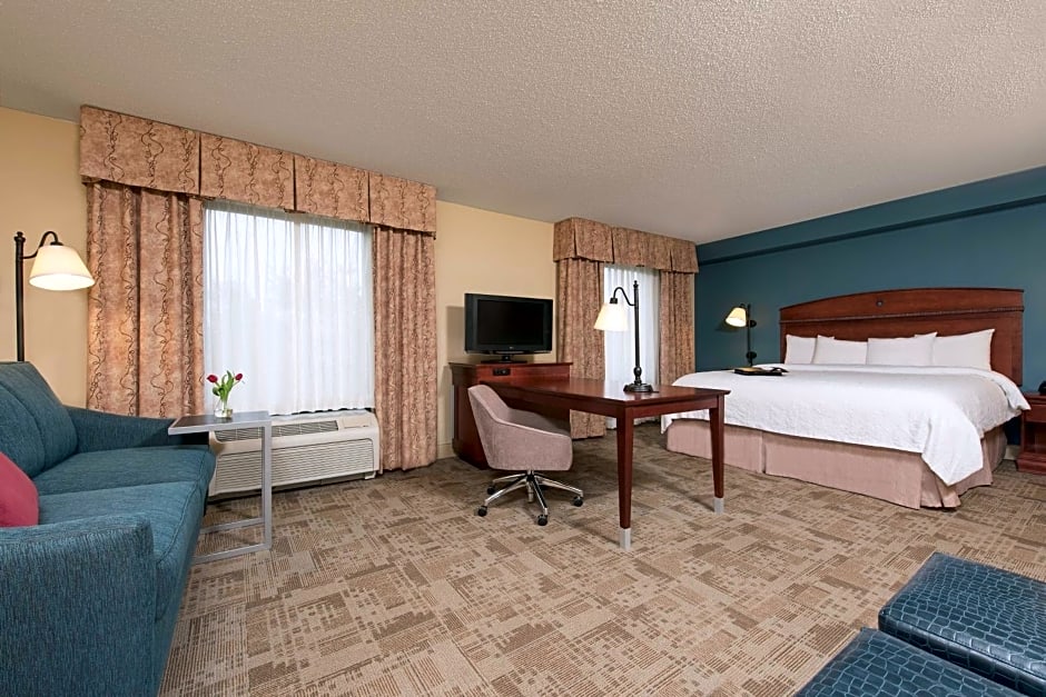 Hampton Inn & Suites Bloomington-Normal