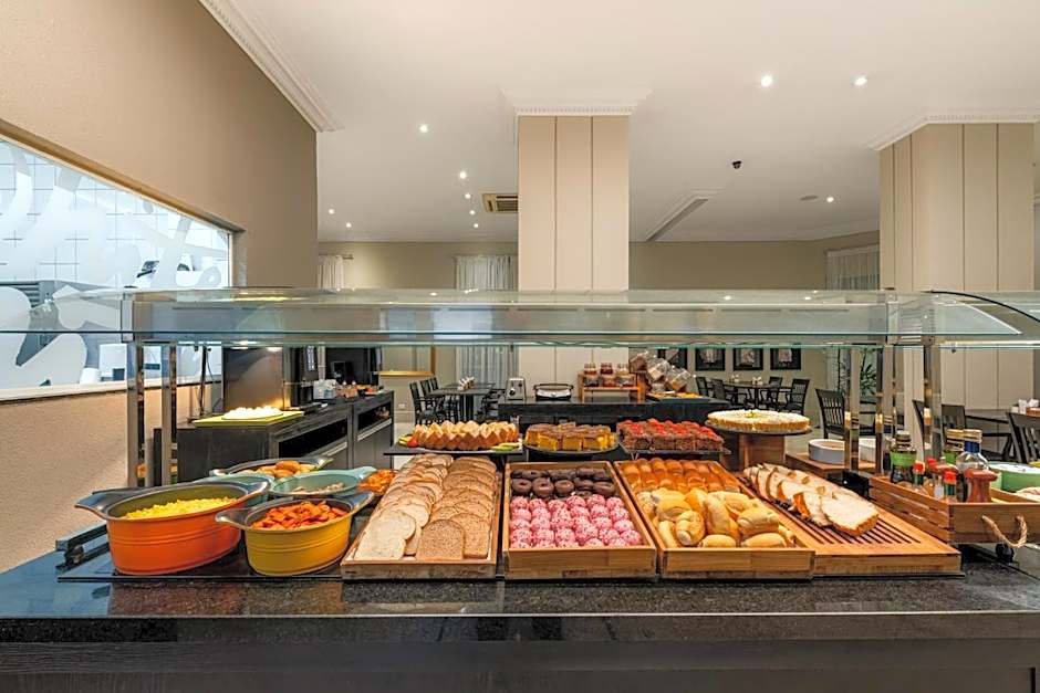 ROCKEFELLER by Slaviero Hotéis