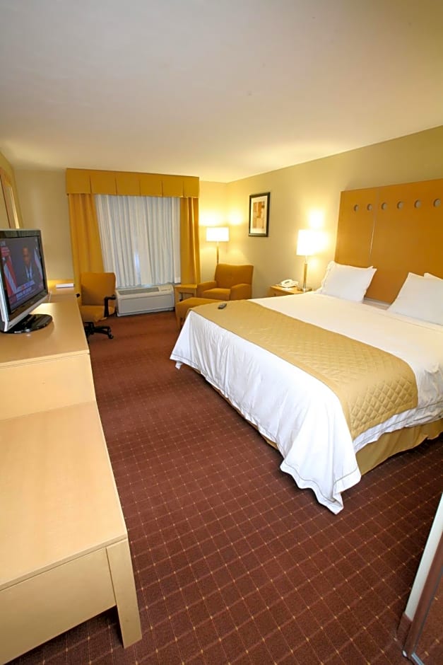 Holiday Inn Express Saltillo Zona Aeropuerto By IHG
