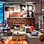 Moxy by Marriott Frankfurt City Center