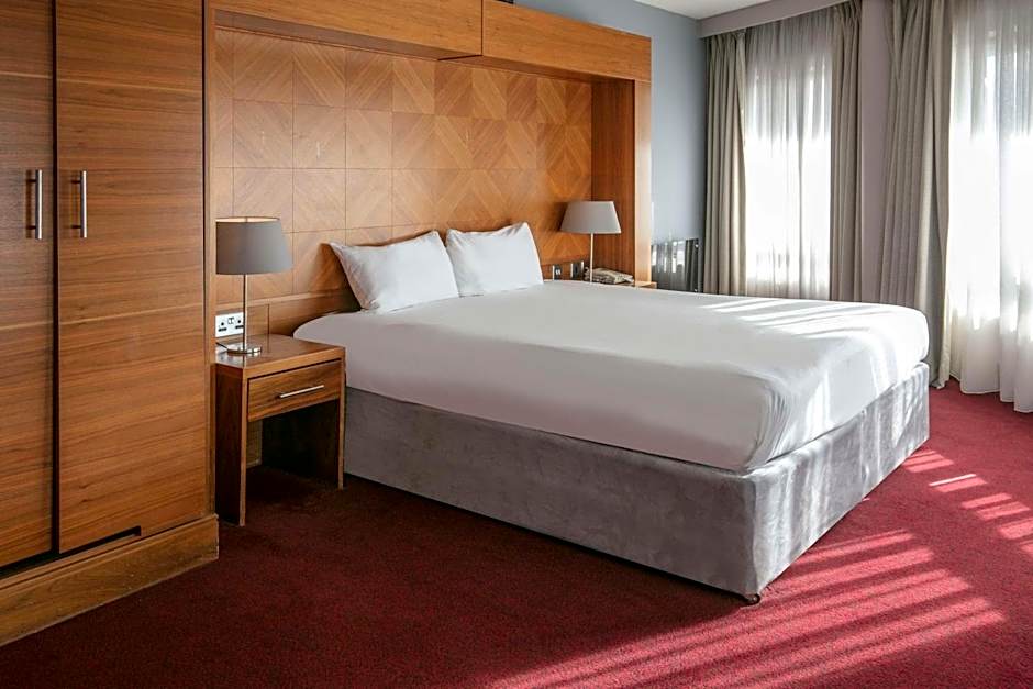 The Crown London, WorldHotels Distinctive