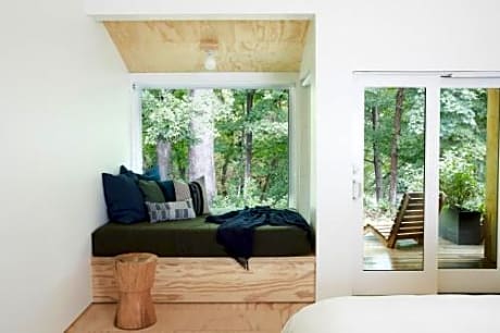 King Room with Pool View