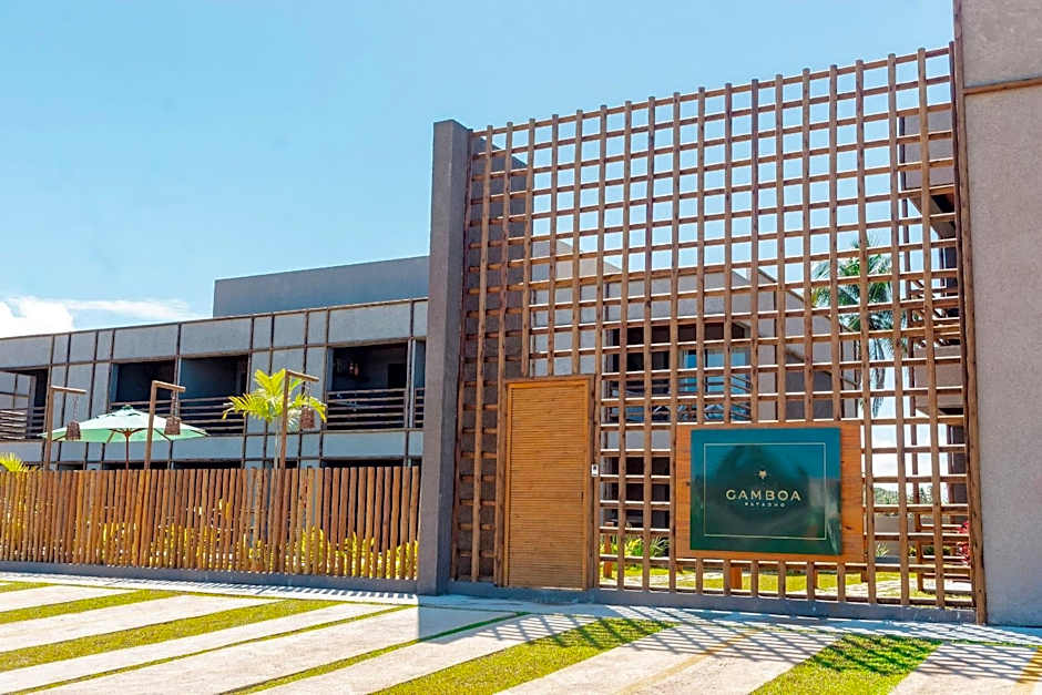 Gamboa Patacho just 190 m from Praia do Patacho, on the Rota dos Milagres.