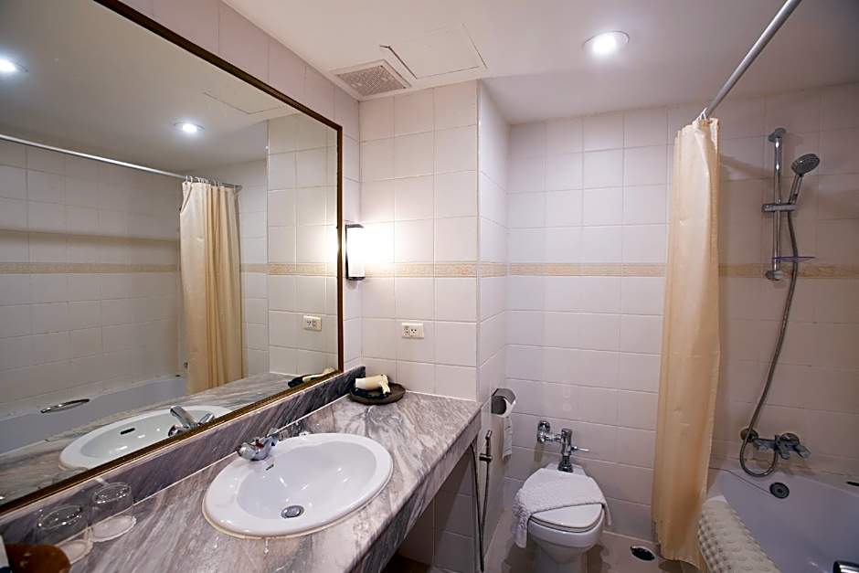 The Tarntawan Hotel Surawong Bangkok