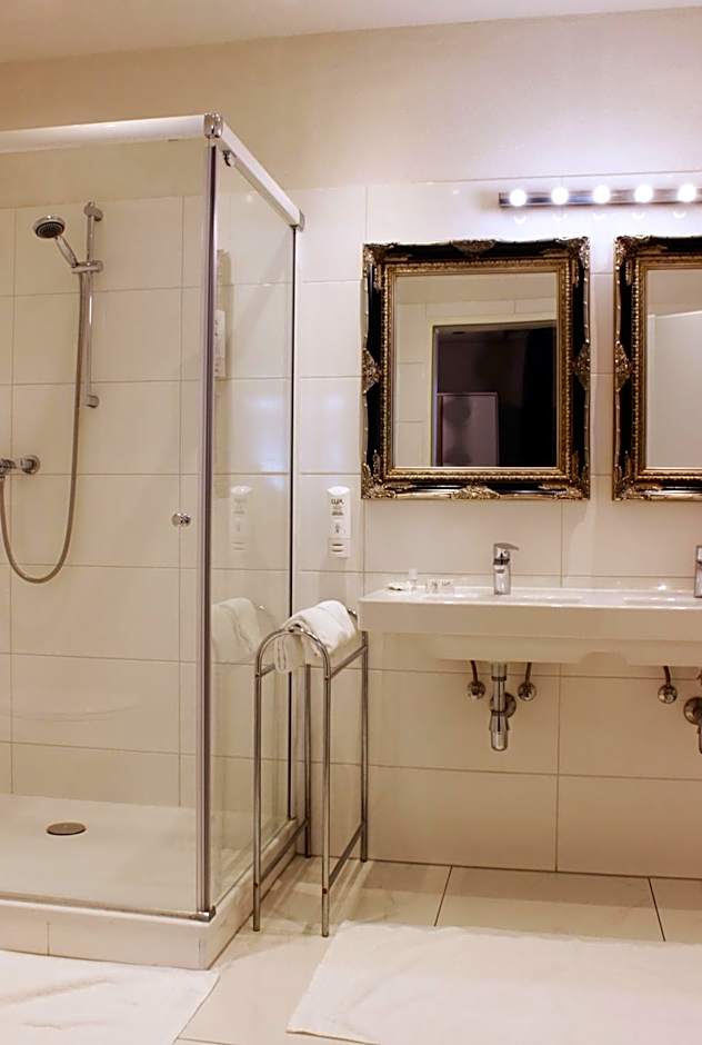 Stadthotel Restaurant Auerhahn