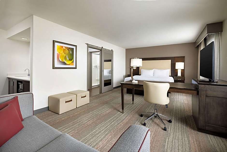 Hampton Inn By Hilton and Suites Napa