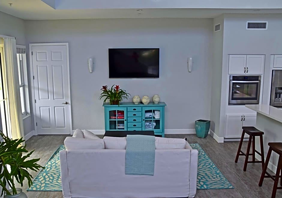 Dolphin Point Villas