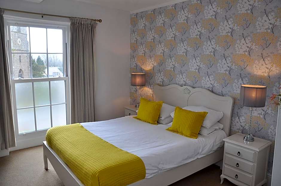 The Beaufort, Raglan