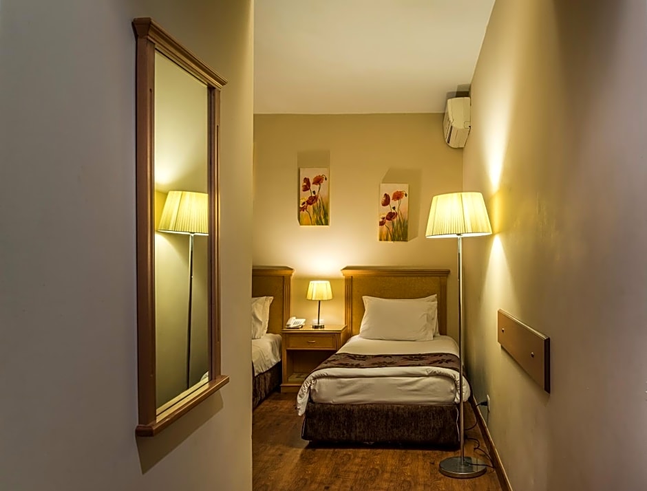 Bella Riva Hotel