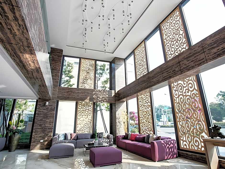 Imperial Dynasty Exquisite Hotel