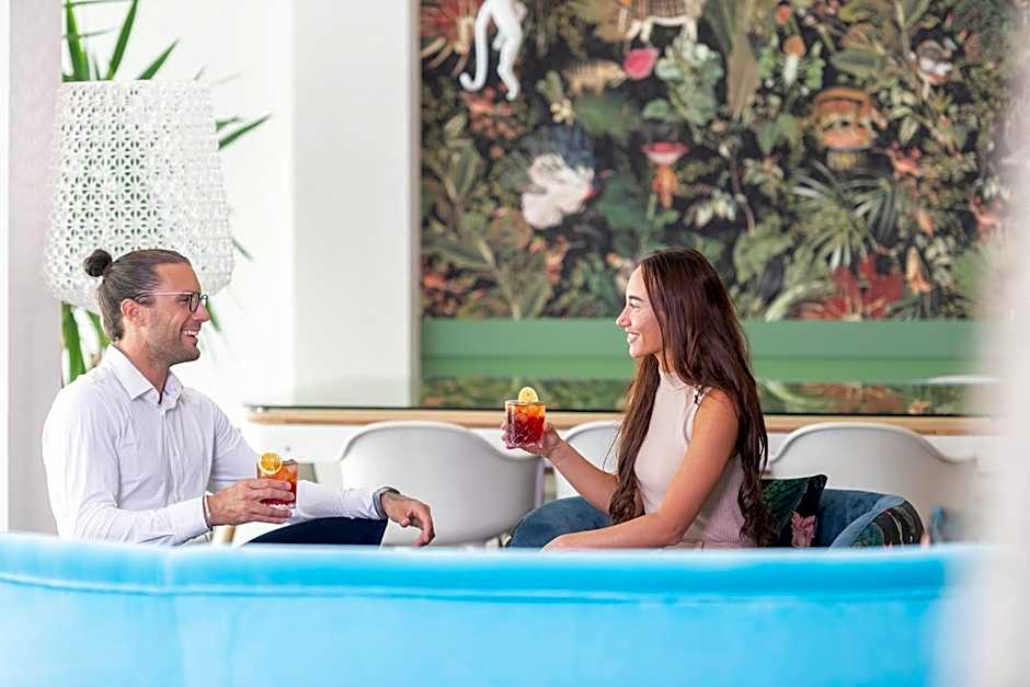 MO.OM Hotel