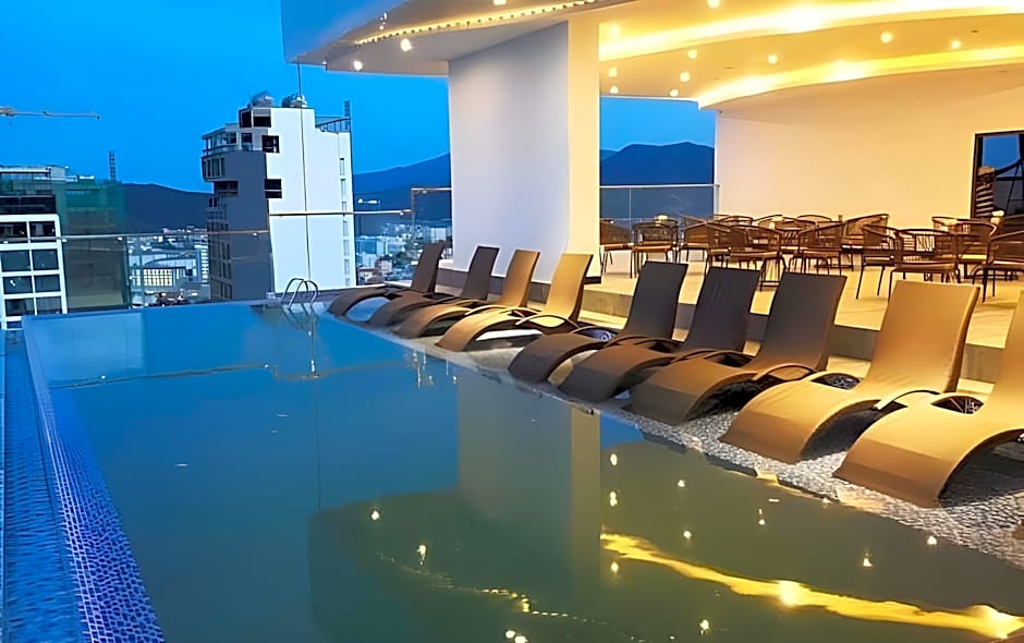 Majestic Premium Hotel