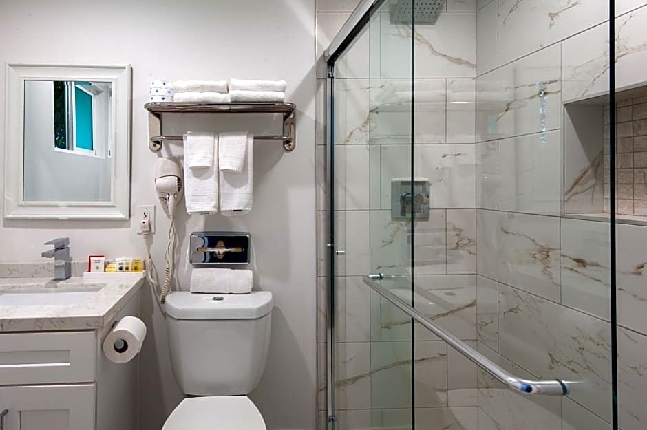 Studio City Court Yard Hotel