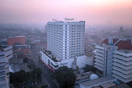 The Square Surabaya Hotel