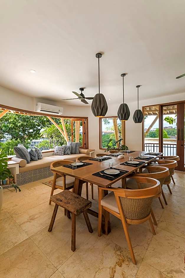 Ahura Luxury Villas Ocean View Bingin, Uluwatu